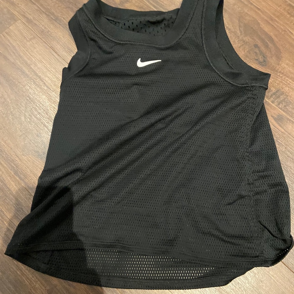 Nike womens XS shirt